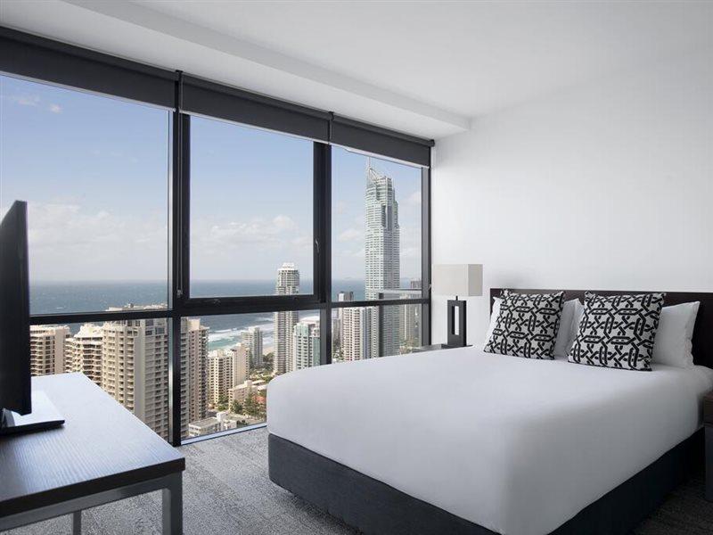Mantra Circle On Cavill Aparthotel Gold Coast Exterior foto