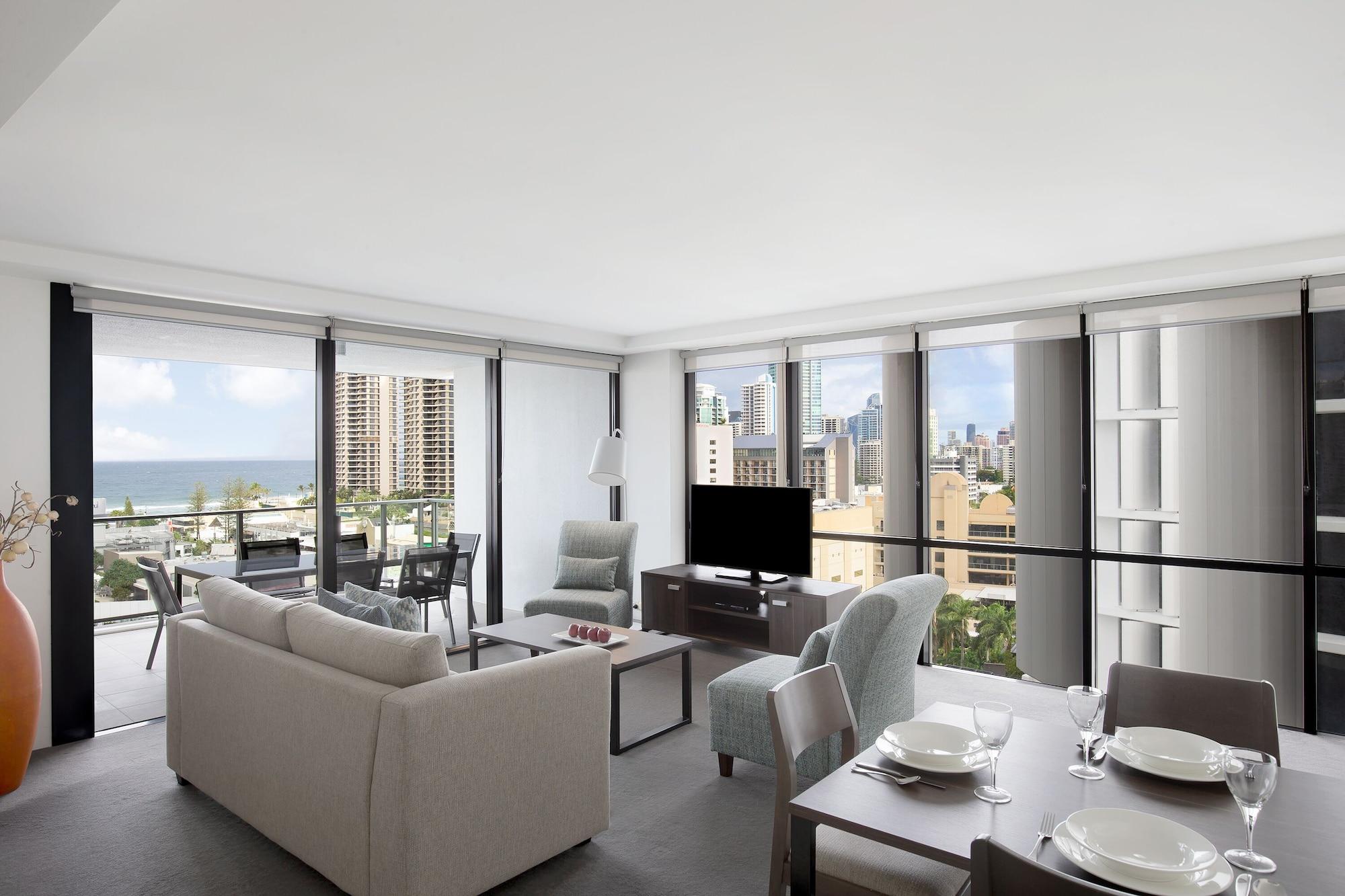 Mantra Circle On Cavill Aparthotel Gold Coast Exterior foto