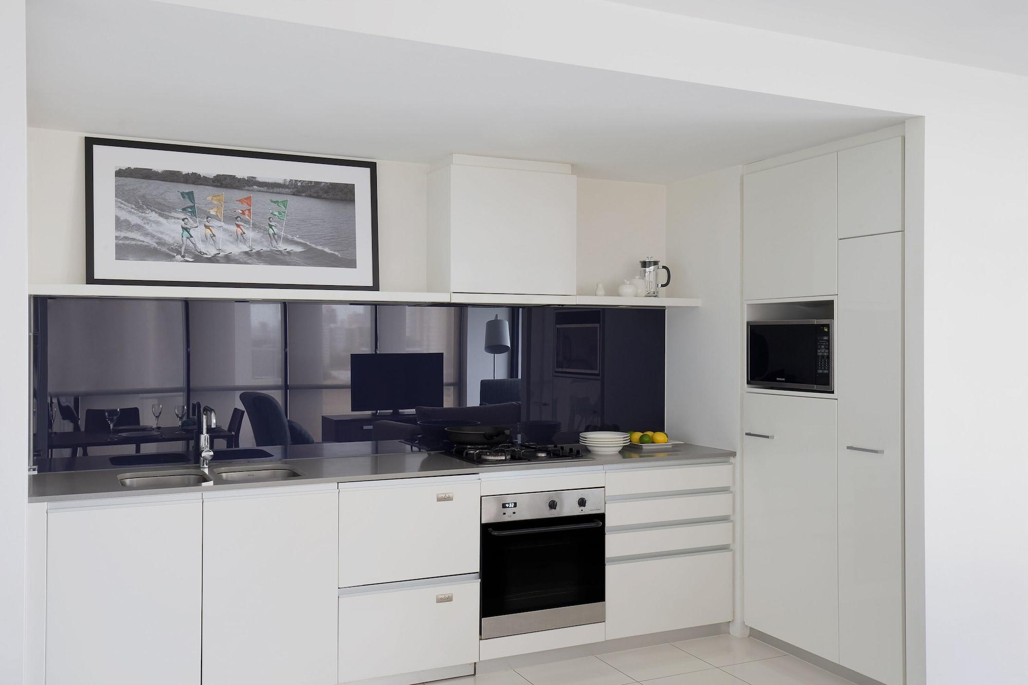 Mantra Circle On Cavill Aparthotel Gold Coast Exterior foto