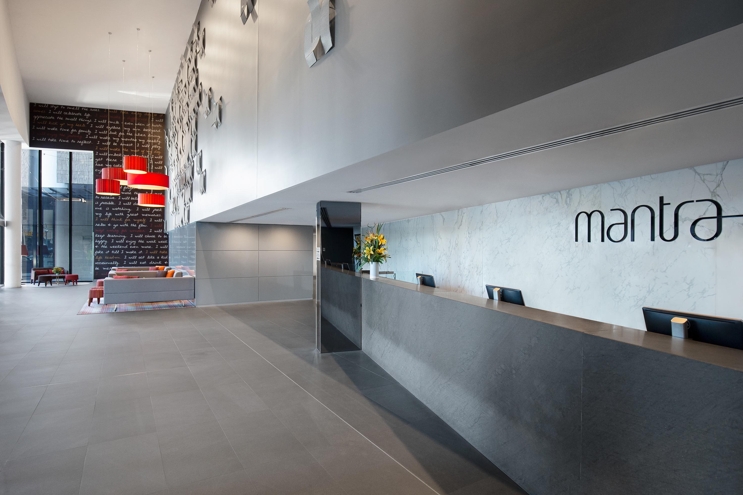 Mantra Circle On Cavill Aparthotel Gold Coast Exterior foto